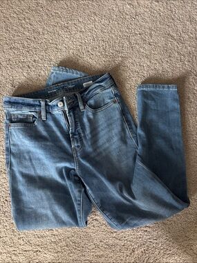 Old Navy Medium Blue Straight-Leg Jeans